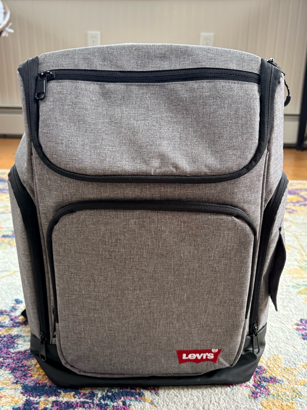 Levi's Gray Men's Backpack with Laptop Sleeve and Multiple Pockets nwt